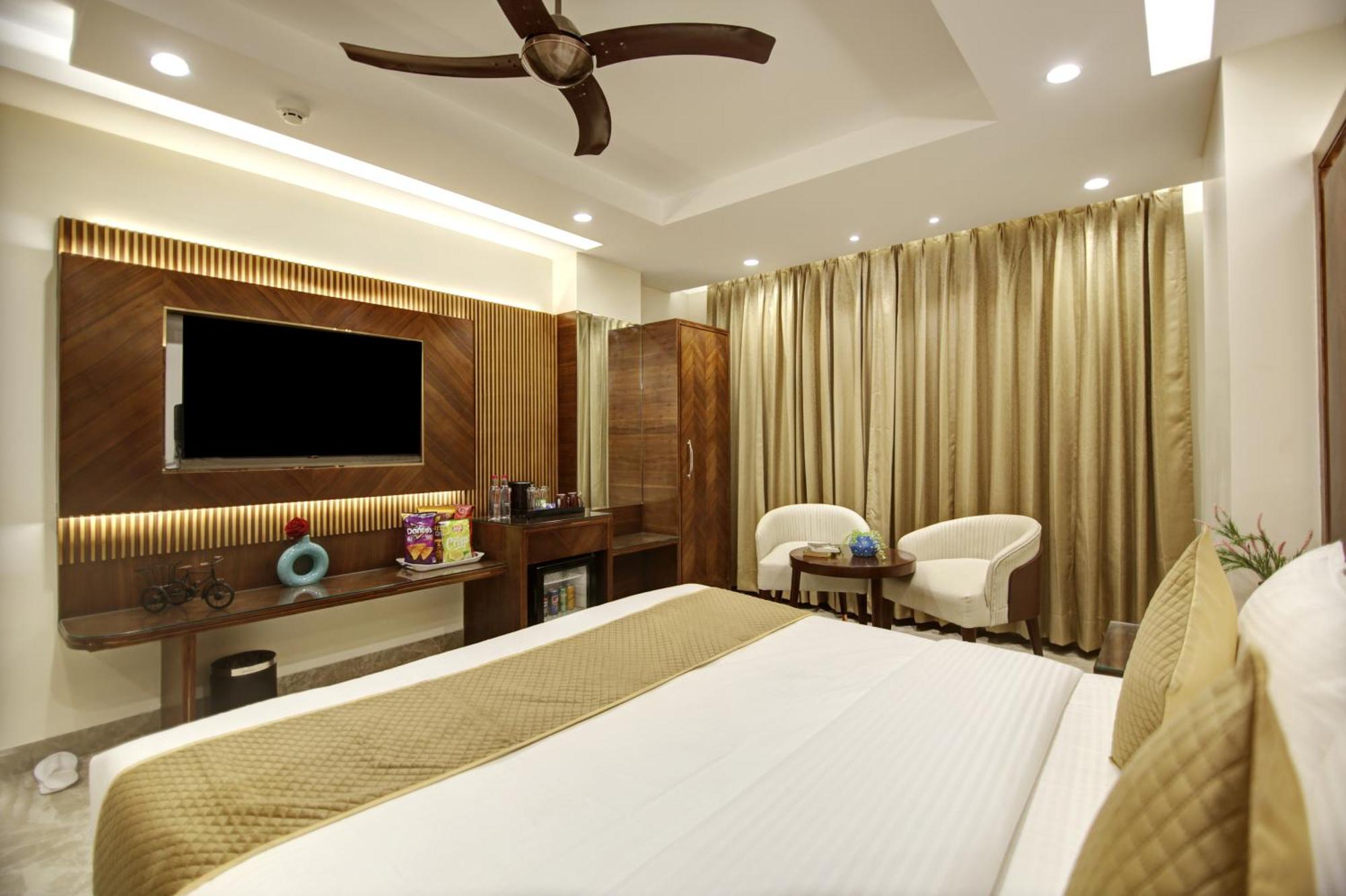 The Vanson Pride Delhi Nuova Delhi Esterno foto