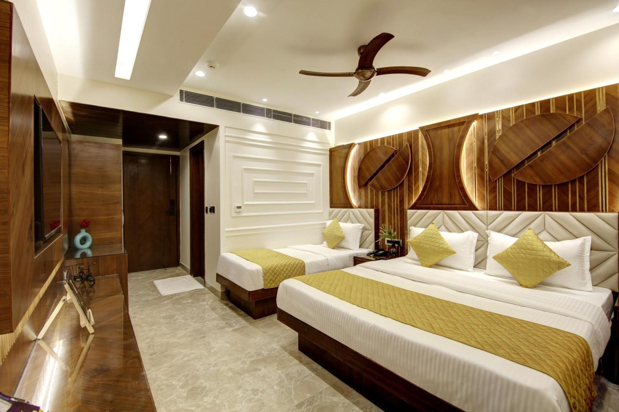 The Vanson Pride Delhi Nuova Delhi Esterno foto