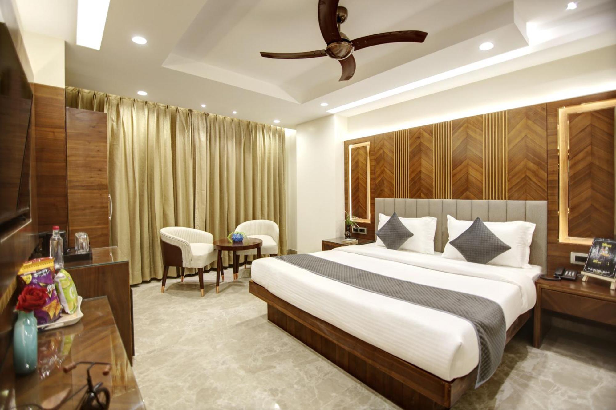 The Vanson Pride Delhi Nuova Delhi Esterno foto