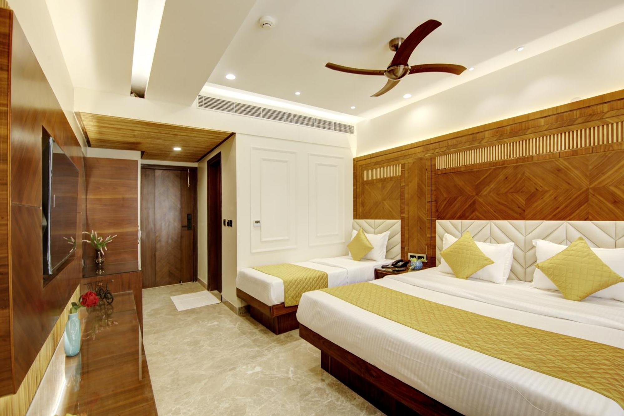 The Vanson Pride Delhi Nuova Delhi Esterno foto