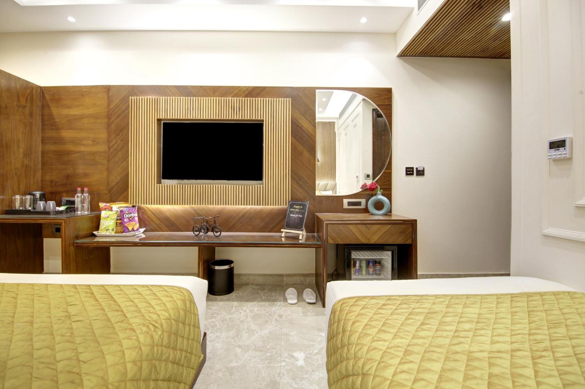The Vanson Pride Delhi Nuova Delhi Esterno foto